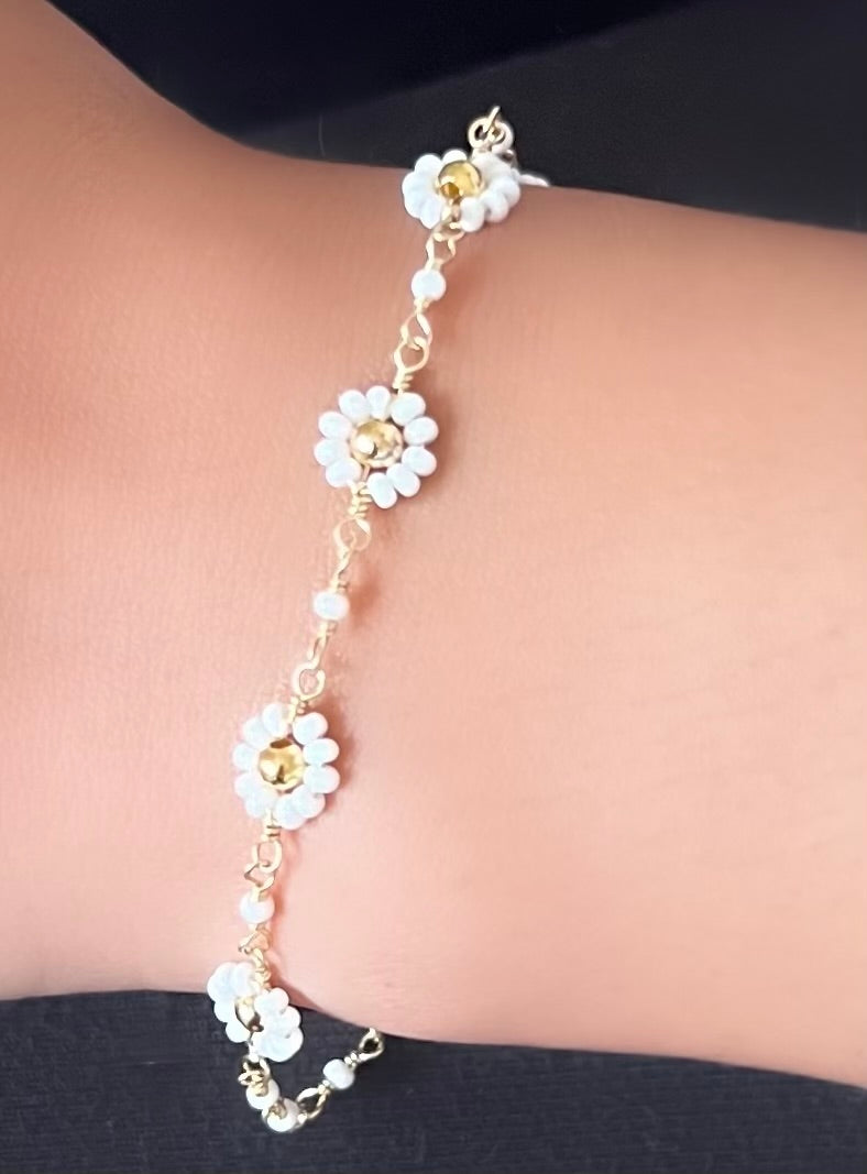 Daisy Bracelet