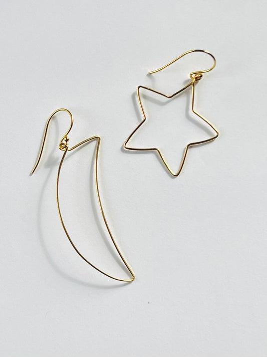 Moon and Star Gold Earrings